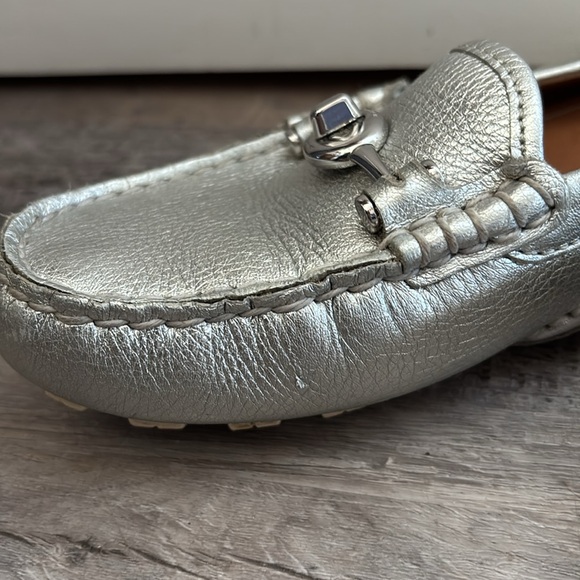 Cyber Monday Price Drop! Authentic Coach loafers - Gently used! Size 7 - Picture 4 of 16